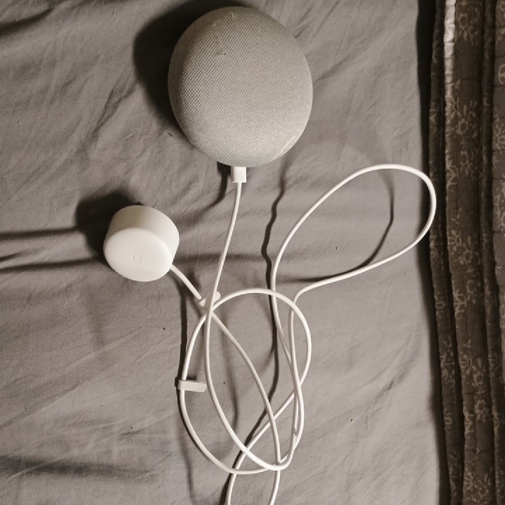 Smart Home Mini Speaker - Gray